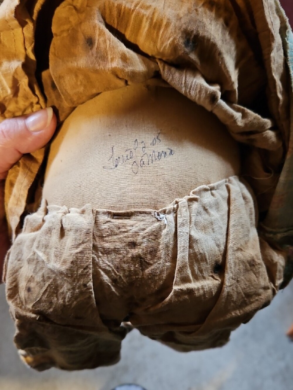 Primitive Doll - Picture 3 of 3
